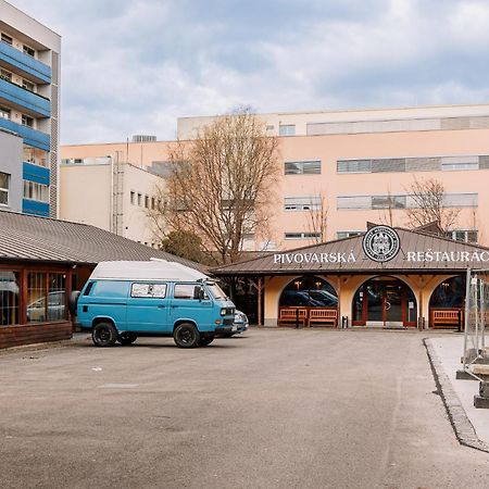 Skau 1 Old Town Family & Business Apartment Free Parking Bratislava Ngoại thất bức ảnh