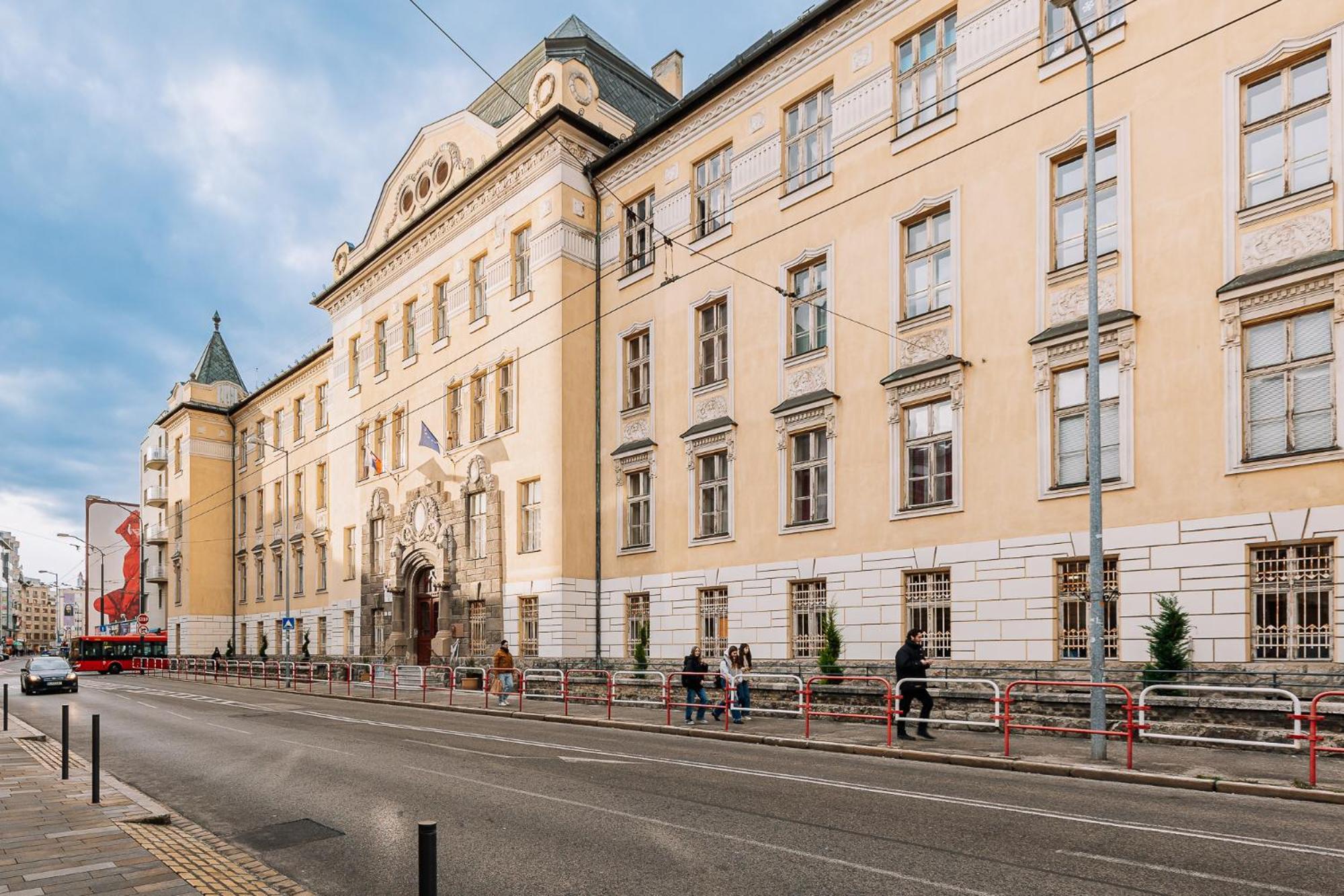 Skau 1 Old Town Family & Business Apartment Free Parking Bratislava Ngoại thất bức ảnh